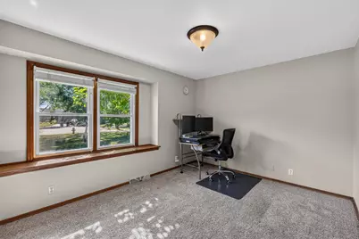 7071 S Cypress Ct, Franklin, WI 53132 - Photo 27