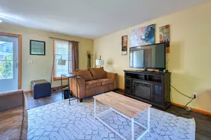 1005 Dresser Ave, Waukesha, WI 53188 - Photo 5