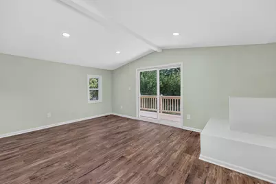 1836 W Mequon Rd, Mequon, WI 53092 - Photo 15