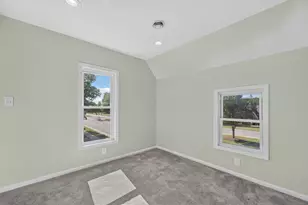 1836 W Mequon Rd, Mequon, WI 53092 - Photo 21