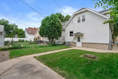 2065 S 70th St, West Allis, WI 53219 - Photo 5