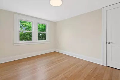 2065 S 70th St, West Allis, WI 53219 - Photo 19