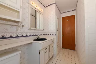 3933 S 69th St, Milwaukee, WI 53220 - Photo 25