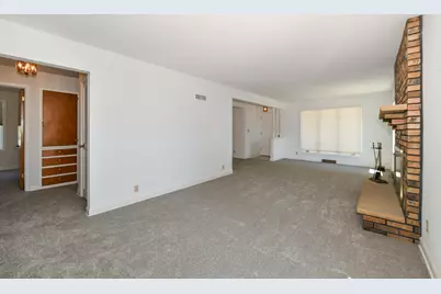 3933 S 69th St, Milwaukee, WI 53220 - Photo 11