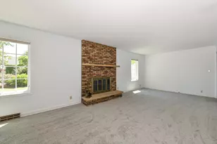 3933 S 69th St, Milwaukee, WI 53220 - Photo 7