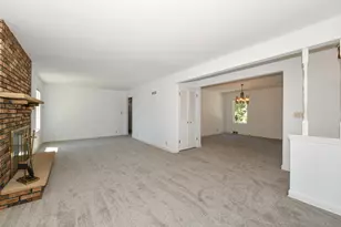 3933 S 69th St, Milwaukee, WI 53220 - Photo 9