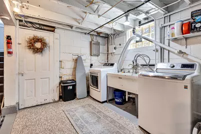 4632 N Bartlett Ave, Whitefish Bay, WI 53211 - Photo 43