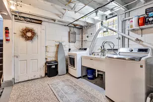 4632 N Bartlett Ave, Whitefish Bay, WI 53211 - Photo 43
