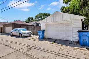 4632 N Bartlett Ave, Whitefish Bay, WI 53211 - Photo 7