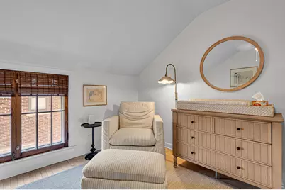4632 N Bartlett Ave, Whitefish Bay, WI 53211 - Photo 23