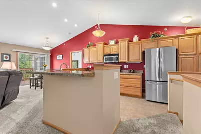 17740 W Jacobs Dr, New Berlin, WI 53146 - Photo 13