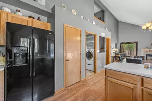 1208 Kennedy Dr, Hartford, WI 53027 - Photo 27