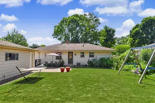 7530 S Quincy Ave, Oak Creek, WI 53154 - Photo 27