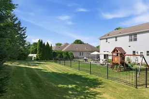 6732 S Yale Dr, Franklin, WI 53132 - Photo 39