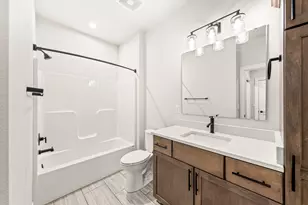 N55W35032 Coastal Ave, Oconomowoc, WI 53066 - Photo 31