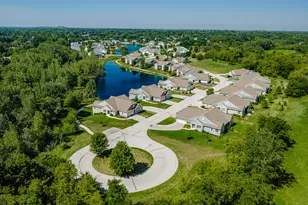 N55W35032 Coastal Ave, Oconomowoc, WI 53066 - Photo 47