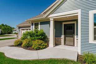 N55W35032 Coastal Ave, Oconomowoc, WI 53066 - Photo 7