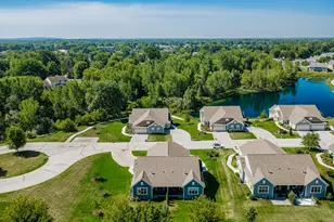 N55W35032 Coastal Ave, Oconomowoc, WI 53066 - Photo 45