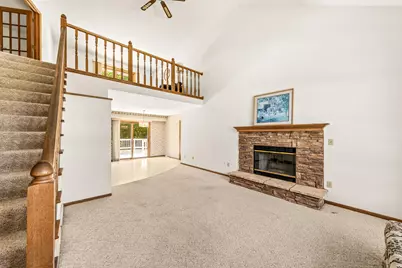 8899 S Patricia Blvd, Oak Creek, WI 53154 - Photo 3