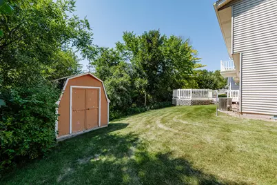 8899 S Patricia Blvd, Oak Creek, WI 53154 - Photo 17
