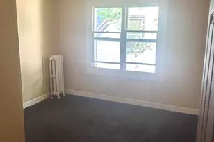 2208 W Locust St, Milwaukee, WI 53206 - Photo 11