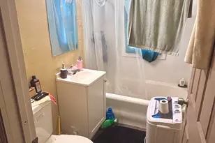2208 W Locust St, Milwaukee, WI 53206 - Photo 25