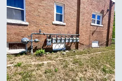 2208 W Locust St, Milwaukee, WI 53206 - Photo 5