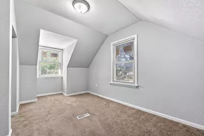 8601 W Melvina St, Milwaukee, WI 53222 - Photo 19