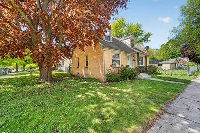 8601 W Melvina St, Milwaukee, WI 53222 - Photo 5
