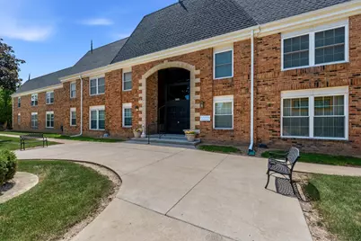 2101  Chateau Ct #106, Grafton, WI 53024 - Photo 21