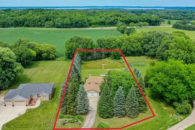 4751 E Oakview Dr, Milton, WI 53563 - Photo 3