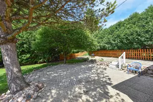 211 E Alta Loma Cir, Thiensville, WI 53092 - Photo 27