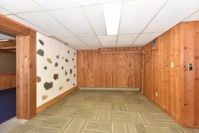 211 E Alta Loma Cir, Thiensville, WI 53092 - Photo 23