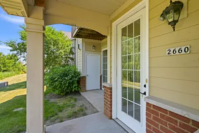 2660 W Colonial Woods Dr, Oak Creek, WI 53154 - Photo 21