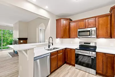 2660 W Colonial Woods Dr, Oak Creek, WI 53154 - Photo 3