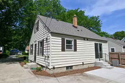 1020 S 111th St, West Allis, WI 53214 - Photo 31