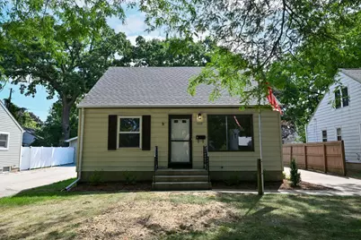 1020 S 111th St, West Allis, WI 53214 - Photo 35
