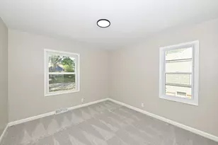 1020 S 111th St, West Allis, WI 53214 - Photo 13