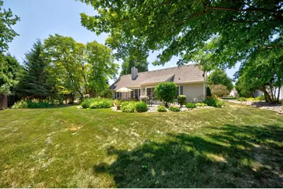 6988 W Southview Dr, Franklin, WI 53132 - Photo 37