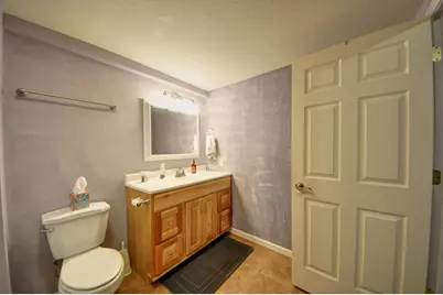 6988 W Southview Dr, Franklin, WI 53132 - Photo 41