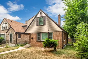4631 W Keefe Ave, Milwaukee, WI 53216 - Photo 3