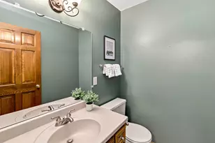 1611 W Eastbrook Ct, Mequon, WI 53092 - Photo 19