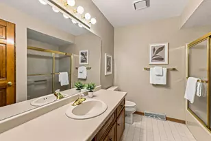 1611 W Eastbrook Ct, Mequon, WI 53092 - Photo 25
