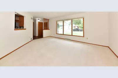 6126 S Merrill Ave, Cudahy, WI 53110 - Photo 7
