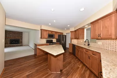 6126 S Merrill Ave, Cudahy, WI 53110 - Photo 13