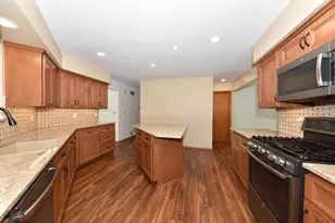 6126 S Merrill Ave, Cudahy, WI 53110 - Photo 17