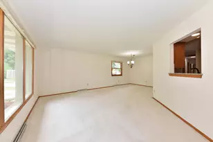 6126 S Merrill Ave, Cudahy, WI 53110 - Photo 7