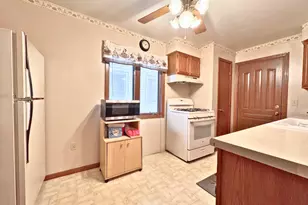 1621 Blaine Ave, Racine, WI 53405 - Photo 13
