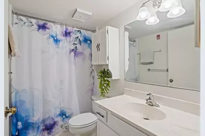 1906 E Shorewood Blvd #163, Shorewood, WI 53211 - Photo 13