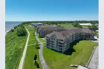 4130 S Lake Dr #278, Saint Francis, WI 53235 - Photo 37